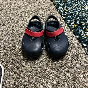 Crocs all terrain fisherman